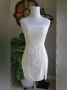 Aeropostale Strapless White Embroidered Sundress